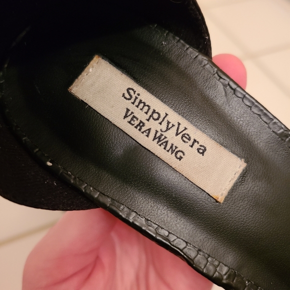 Simply Vera Vera Wang Ankle Strap Heels - Picture 2 of 12